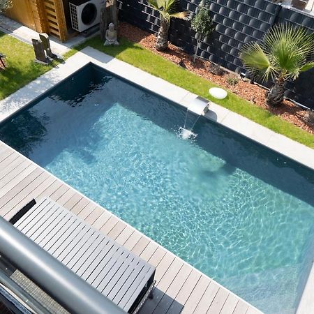Villa Dreamy Vibes mit Privatem Pool&Rheinblick Niederkassel Exterior foto